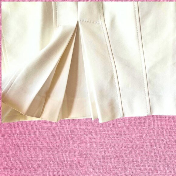 Express [Size 2 EUC] White High Waisted Midi Skirt with Pleated Back Slit - Picture 4 of 8